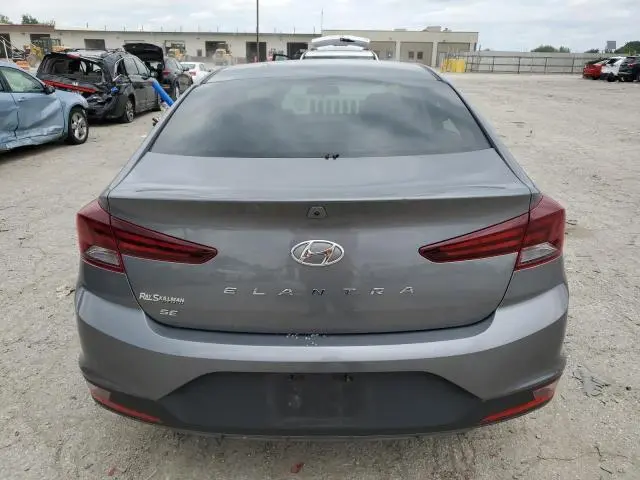 2019 HYUNDAI ELANTRA SE  