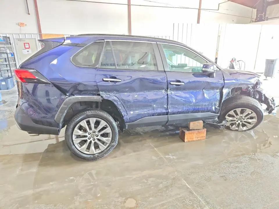 2024 TOYOTA RAV4 LIMITED  