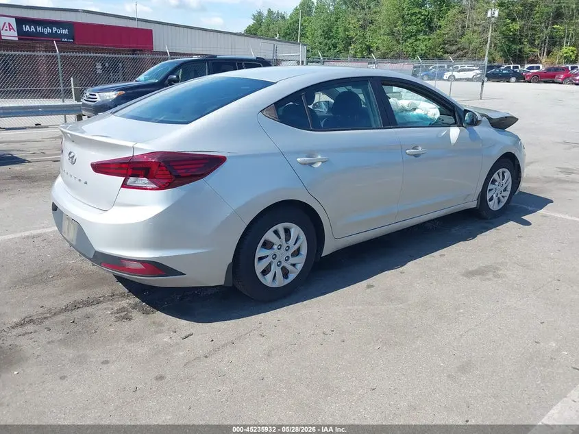 2019 HYUNDAI ELANTRA SE