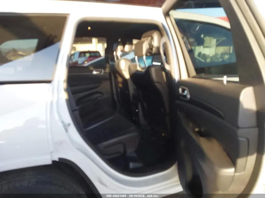 2019 JEEP GRAND CHEROKEE ALTITUDE 4X2