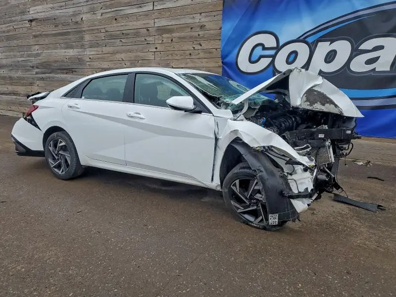 2025 HYUNDAI ELANTRA SEL  