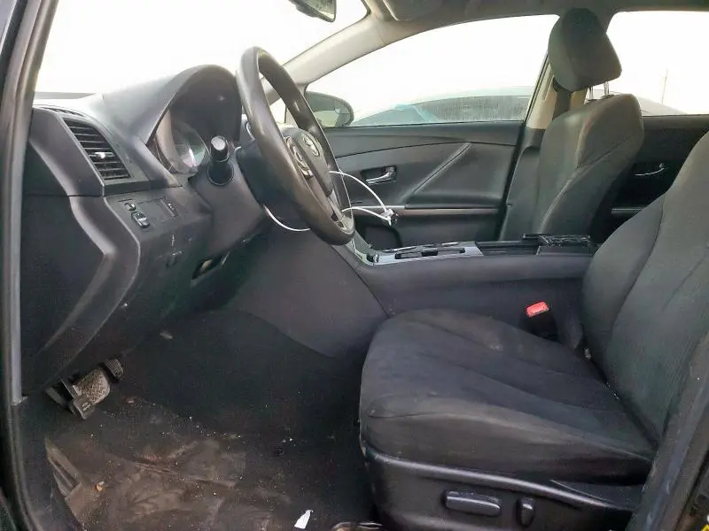 2013 TOYOTA VENZA LE  