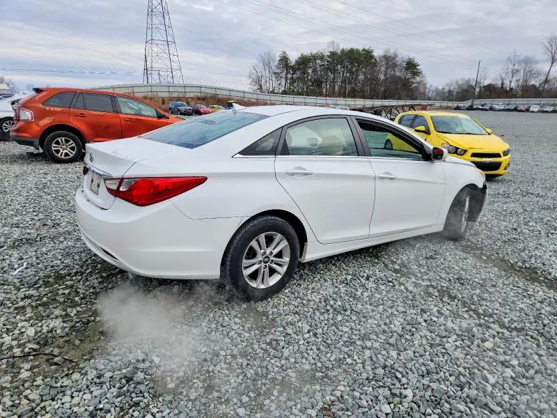 2012 HYUNDAI SONATA GLS  