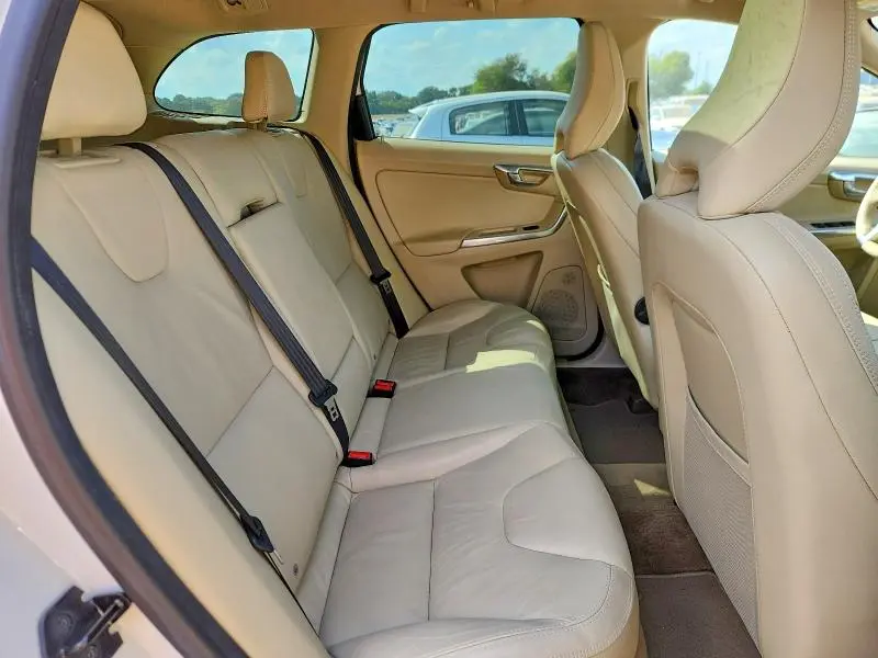 2013 VOLVO XC60 3.2  