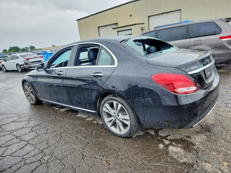 2018 MERCEDES-BENZ C 300  