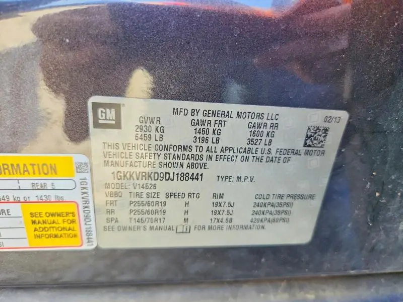 2013 GMC ACADIA SLT-1  
