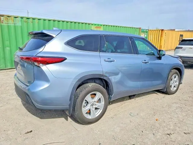 2020 TOYOTA HIGHLANDER LE  