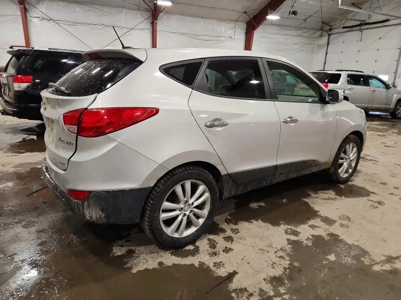 2010 HYUNDAI TUCSON   