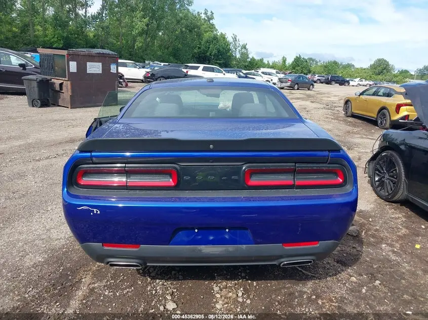 2020 DODGE CHALLENGER SXT