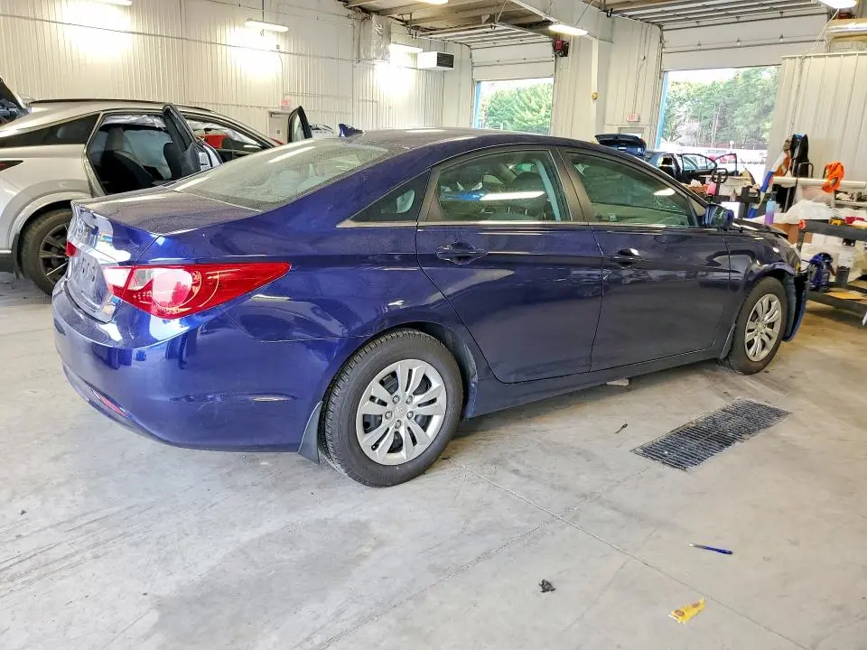 2012 HYUNDAI SONATA GLS  