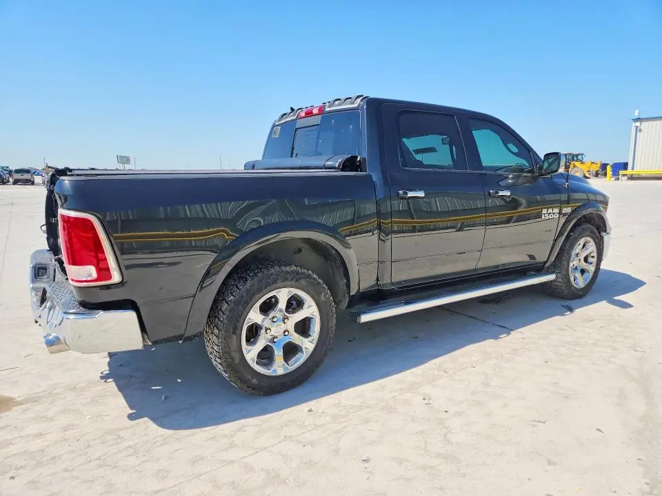 2015 RAM 1500 LARAMIE  
