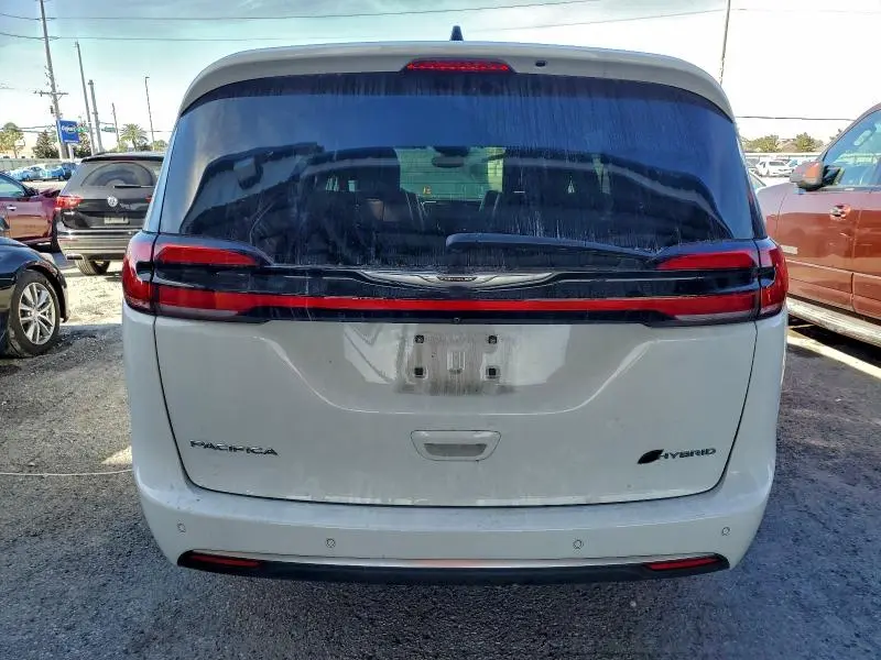 2023 CHRYSLER PACIFICA HYBRID PINNACLE  