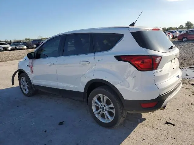 2019 FORD ESCAPE SE  