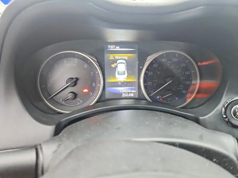 2015 INFINITI Q50   