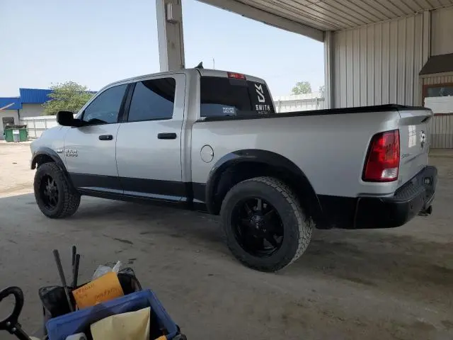 2016 RAM 1500 SLT  