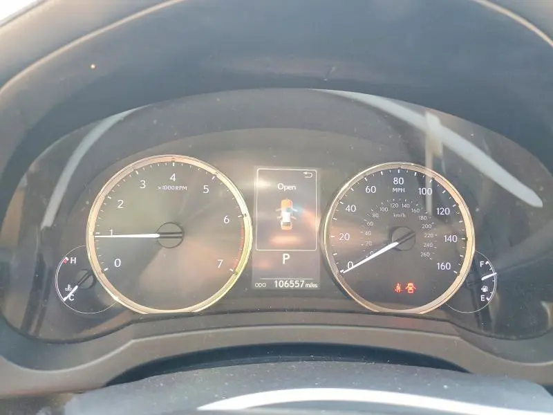 2017 LEXUS IS 200T  