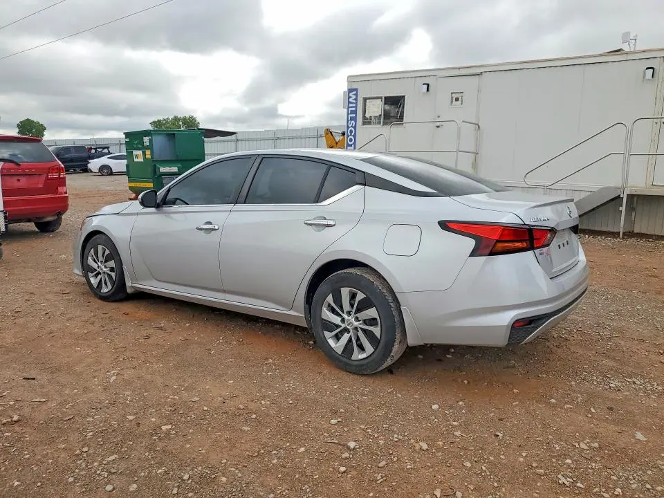 2022 NISSAN ALTIMA S  