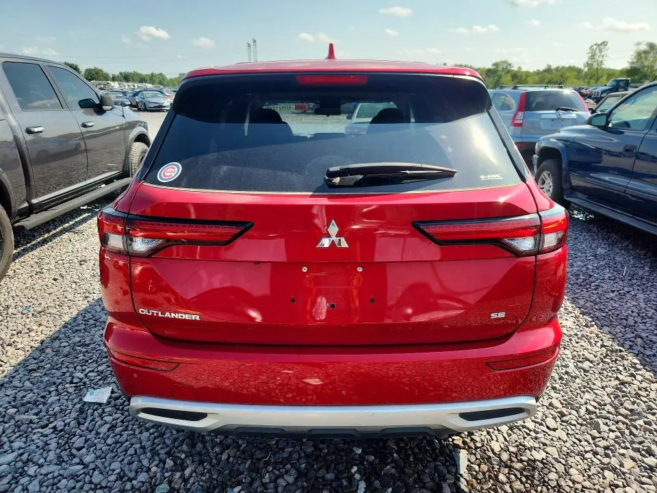 2024 MITSUBISHI OUTLANDER SE  