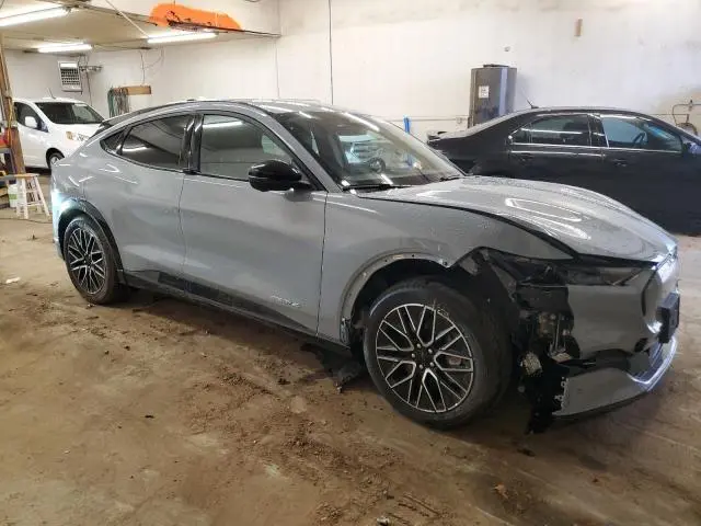 2024 FORD MUSTANG MACH-E PREMIUM  
