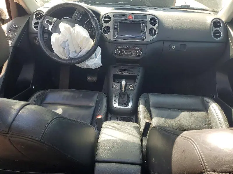 2011 VOLKSWAGEN TIGUAN S  