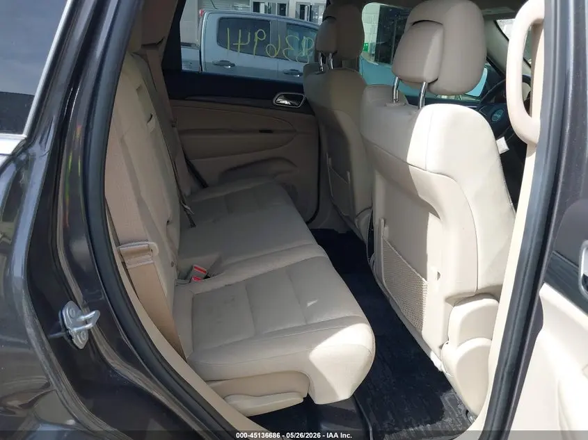 2019 JEEP GRAND CHEROKEE LAREDO E 4X4