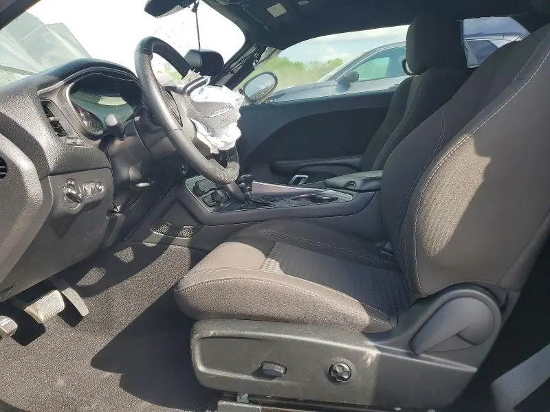 2020 DODGE CHALLENGER SXT  