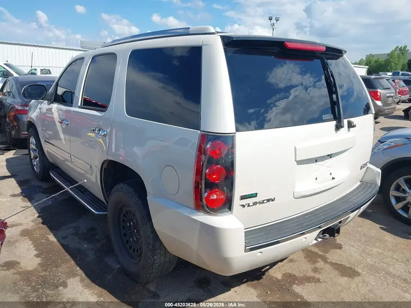 2012 GMC YUKON DENALI