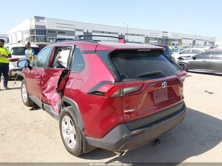 2021 TOYOTA RAV4 HYBRID XLE