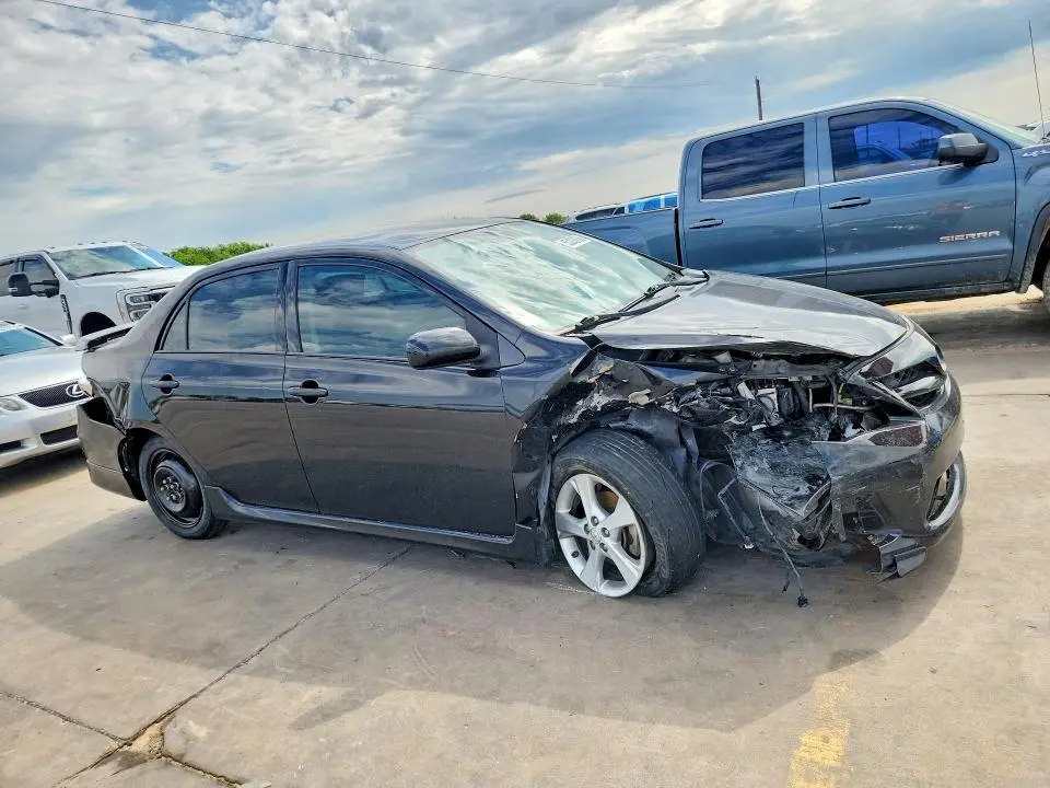 2011 TOYOTA COROLLA S  