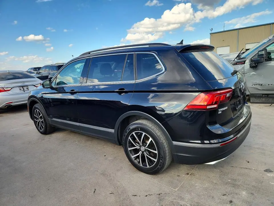 2021 VOLKSWAGEN TIGUAN SE  