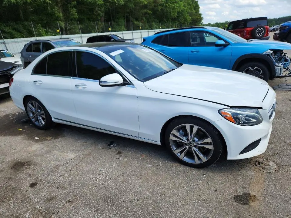 2017 MERCEDES-BENZ C 300  