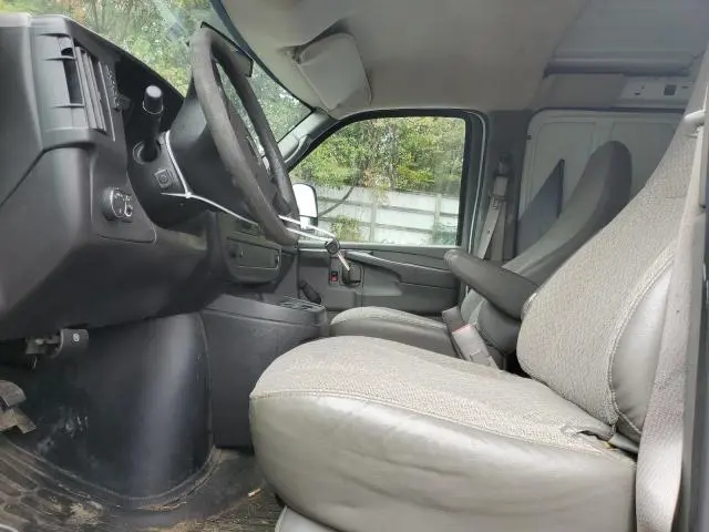 2011 CHEVROLET EXPRESS G2500   