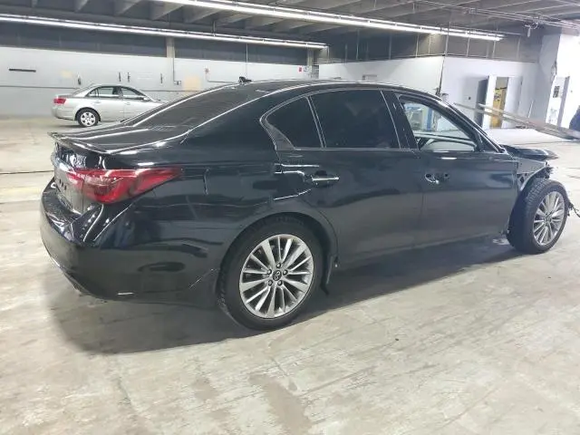 2021 INFINITI Q50 LUXE  