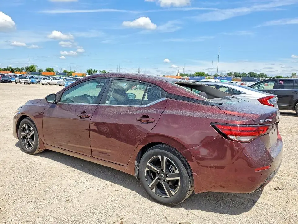 2025 NISSAN SENTRA SV  