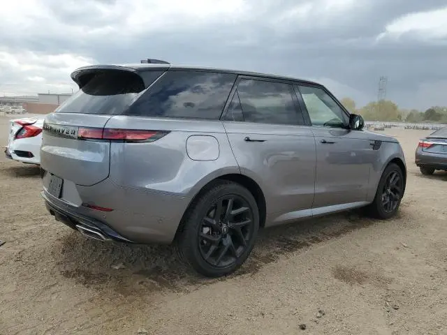 2025 LAND ROVER RANGE ROVER SPORT DYNAMIC SE  