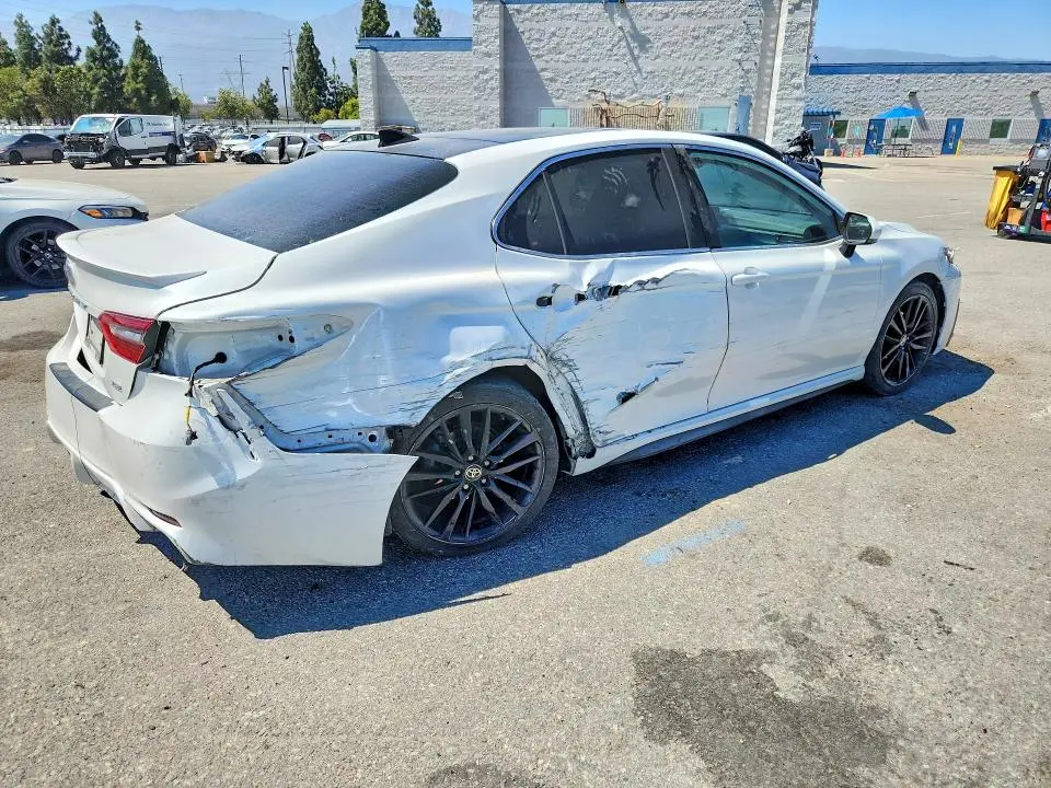2021 TOYOTA CAMRY XSE  