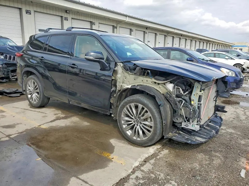 2021 TOYOTA HIGHLANDER PLATINUM  