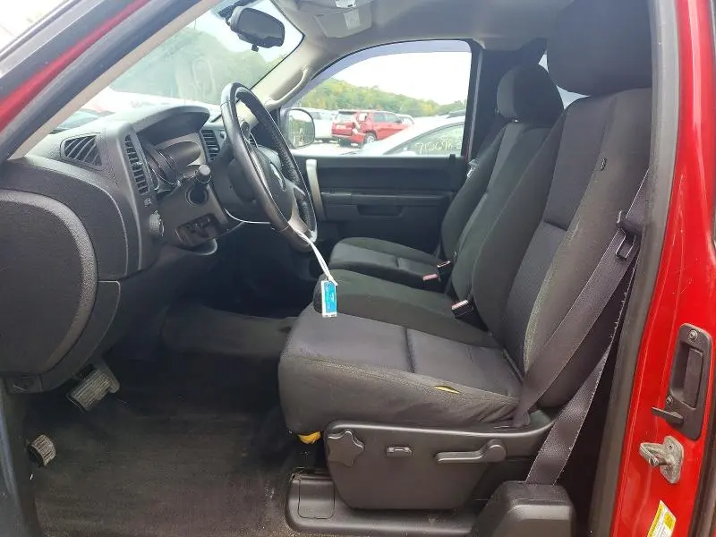 2011 CHEVROLET SILVERADO K1500 LT  