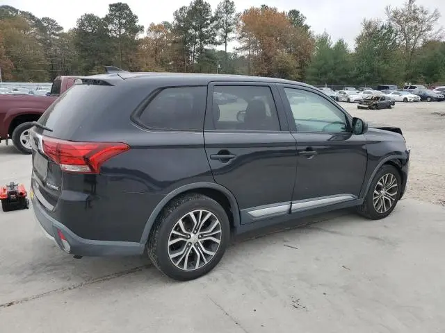 2018 MITSUBISHI OUTLANDER ES  