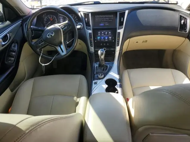 2019 INFINITI Q50 LUXE  