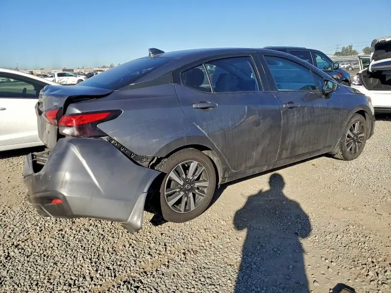 2021 NISSAN VERSA SV  