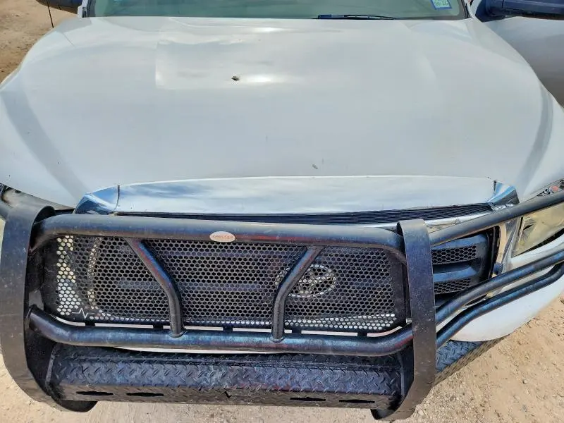2013 TOYOTA TUNDRA CREWMAX SR5  