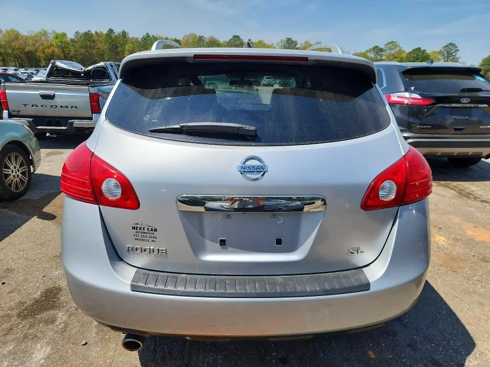 2012 NISSAN ROGUE S  