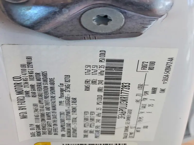 2019 FORD FUSION SE  
