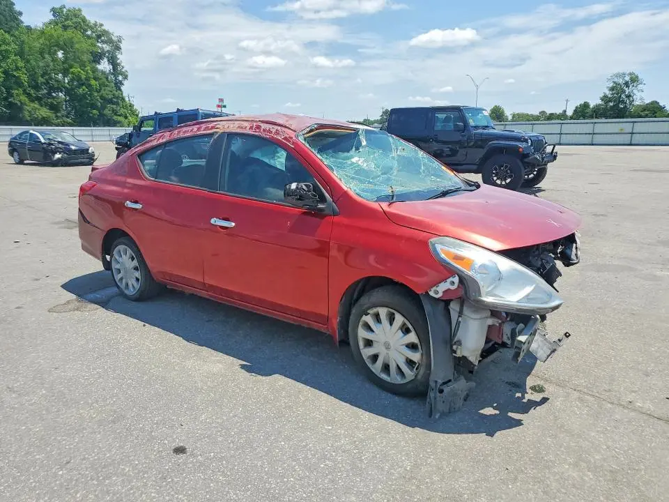 2015 NISSAN VERSA 1.6 SV  