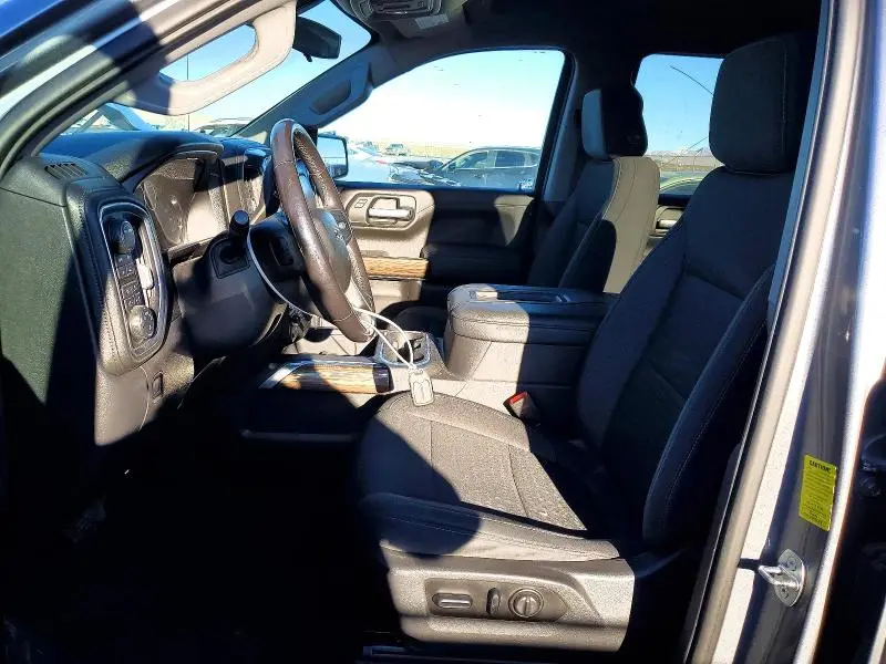 2021 CHEVROLET SILVERADO K1500 RST  