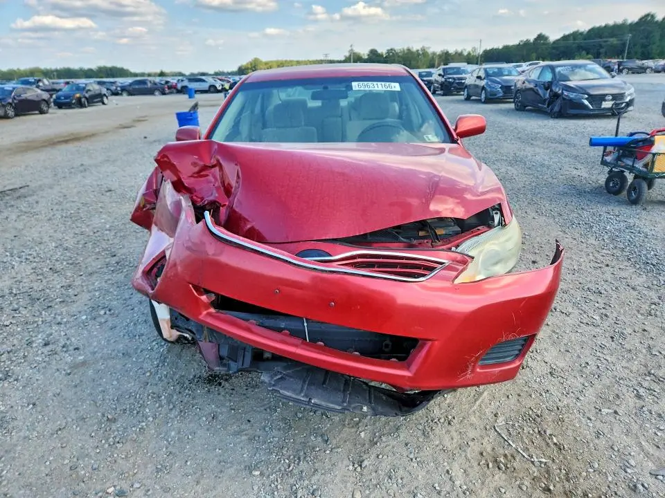 2010 TOYOTA CAMRY LE  