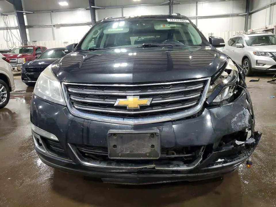 2014 CHEVROLET TRAVERSE LT  