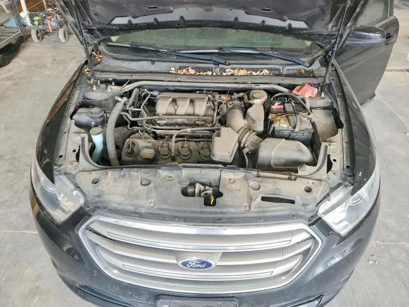 2013 FORD TAURUS SEL  