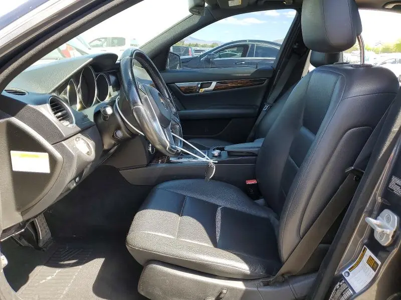 2013 MERCEDES-BENZ C 250  
